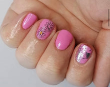 Load image into Gallery viewer, Simple Daisies Foliage Floral Nail Art Decals
