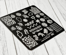 Load image into Gallery viewer, Tropical 01 Nail Stamping Plate